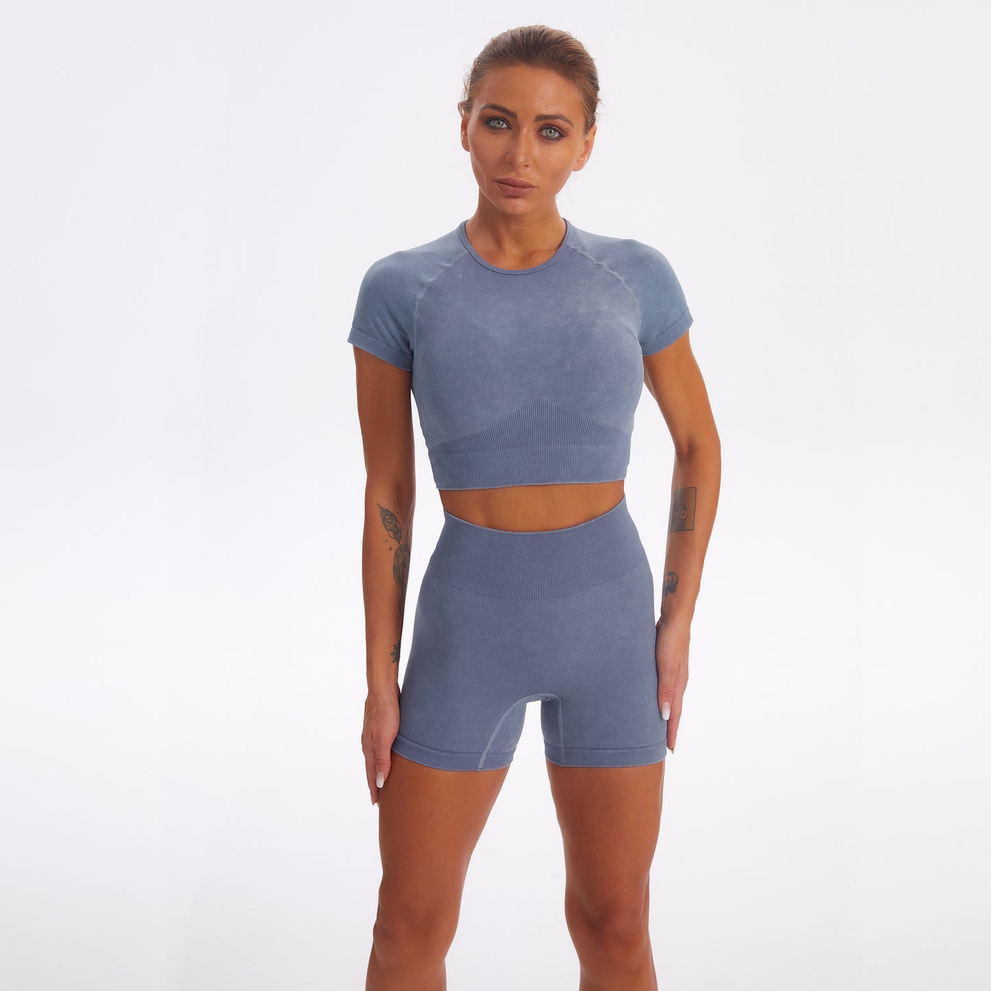 Seamless Sports Yoga Workout Clothes Short Sleeve Shorts Set Women
