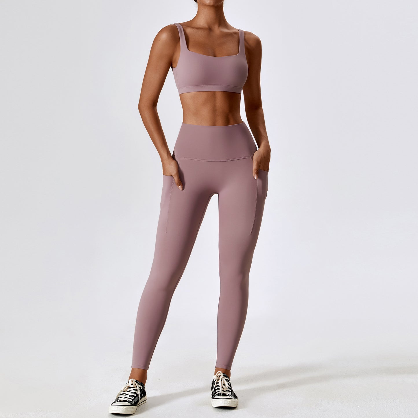 Quick Drying Nude Feel Yoga Clothes Push up Beauty Back Workout Clothes Pocket Hip Raise Skinny Sports Suit