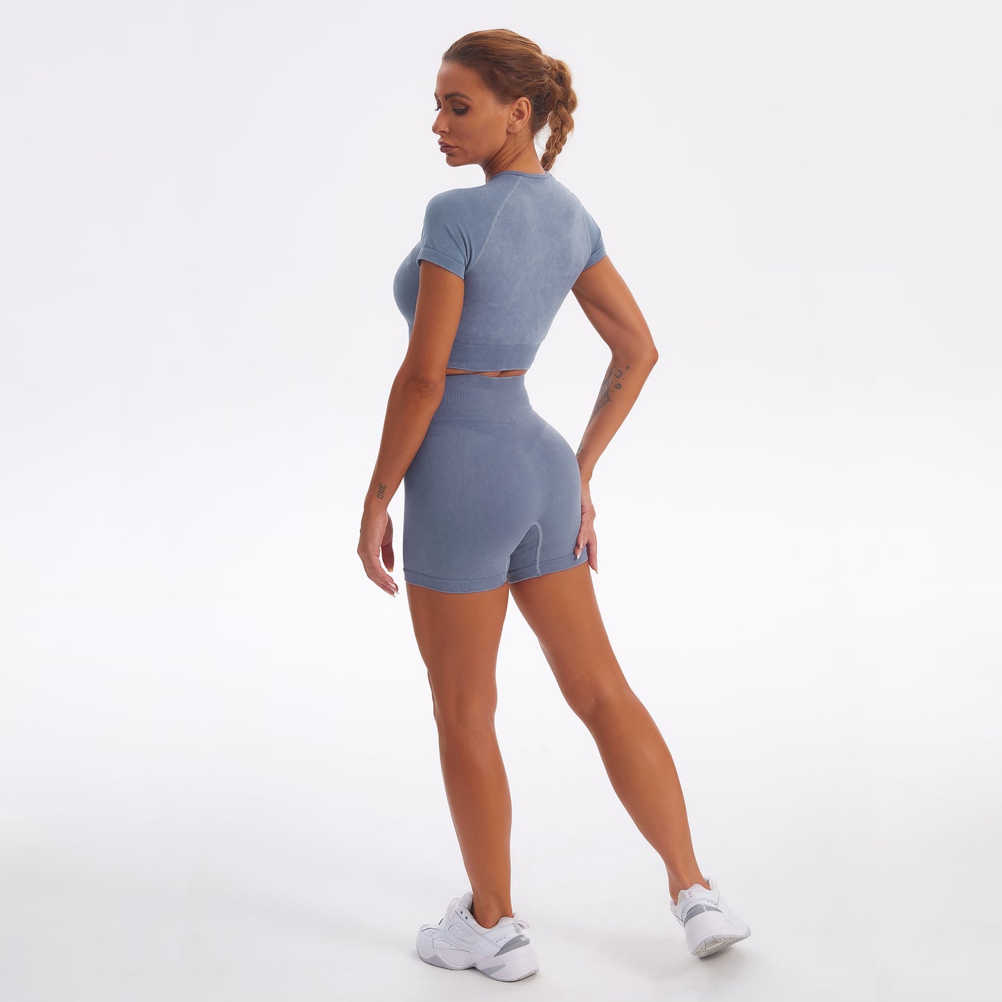 Seamless Sports Yoga Workout Clothes Short Sleeve Shorts Set Women