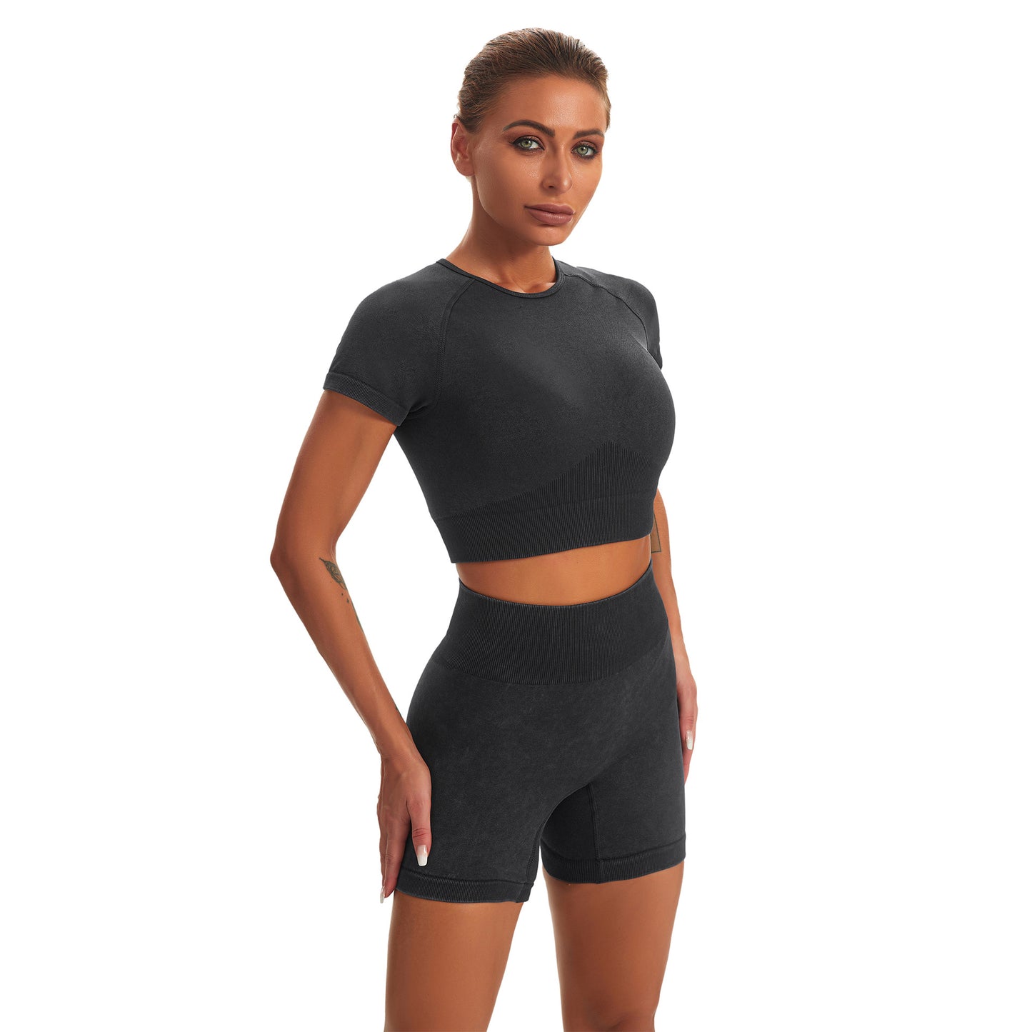 Seamless Sports Yoga Workout Clothes Short Sleeve Shorts Set Women